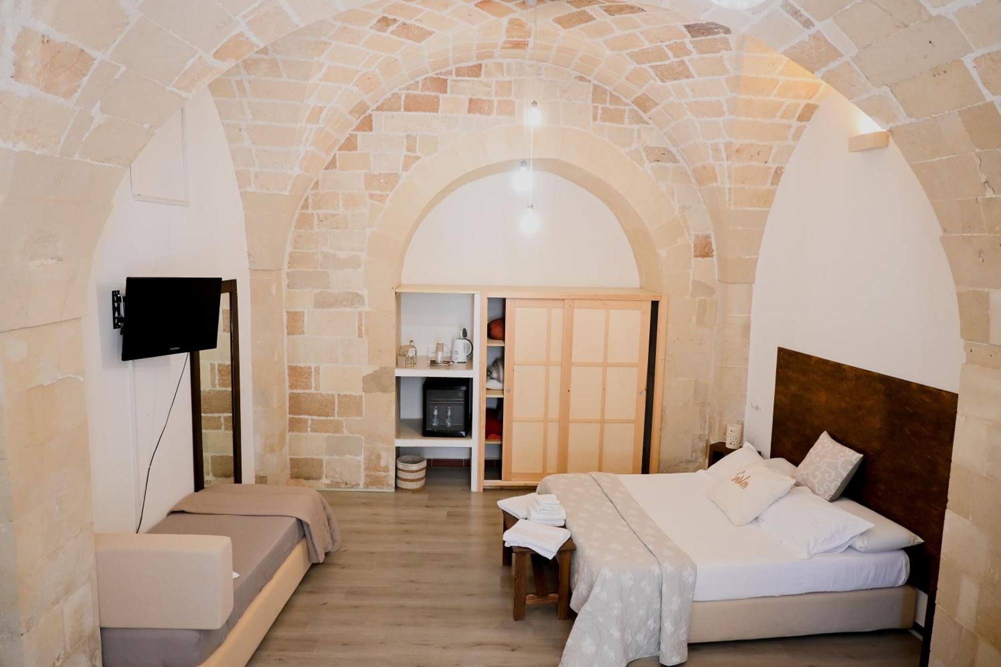 Miro B&B เลชเช ภายนอก รูปภาพ